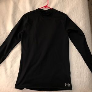 Black Under Armor long sleeve shirt